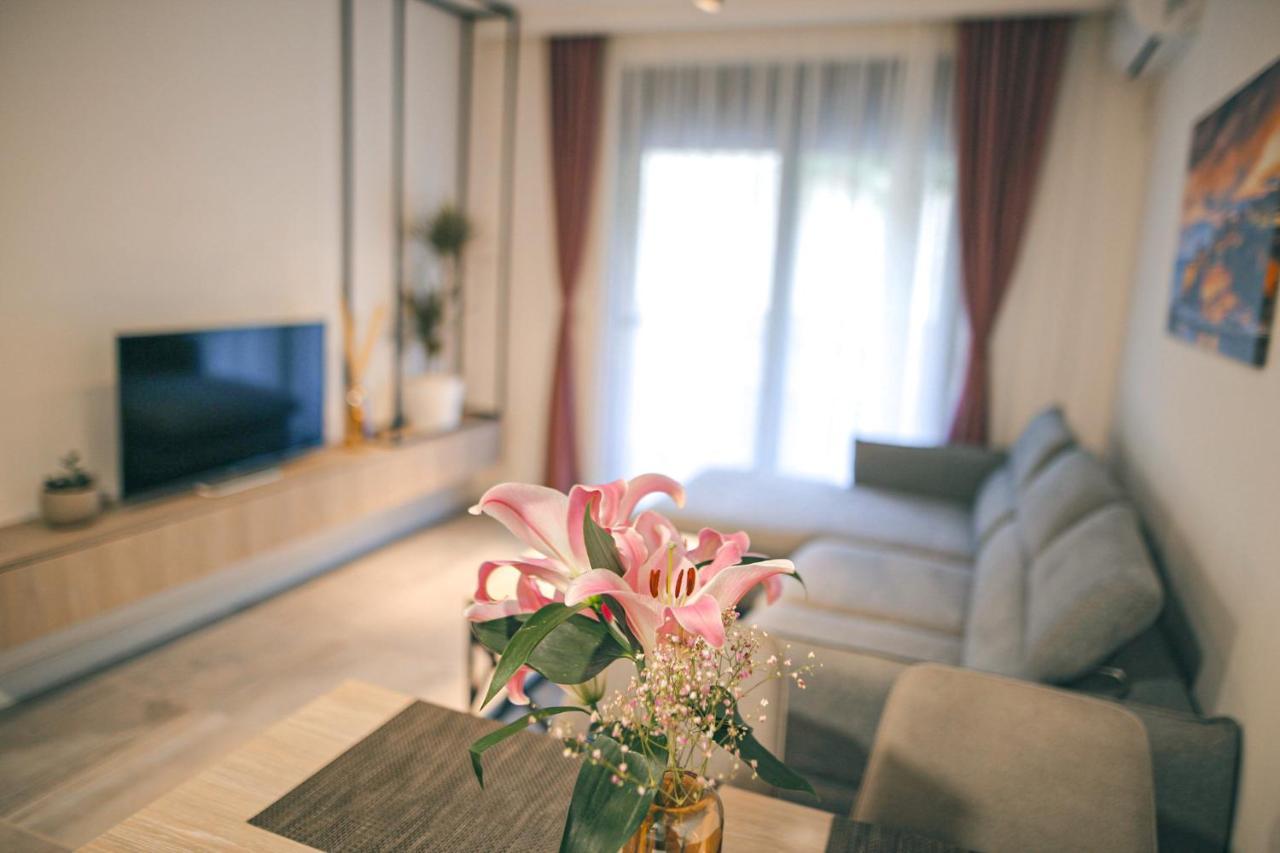 Allure Apartments Ulcinj Buitenkant foto