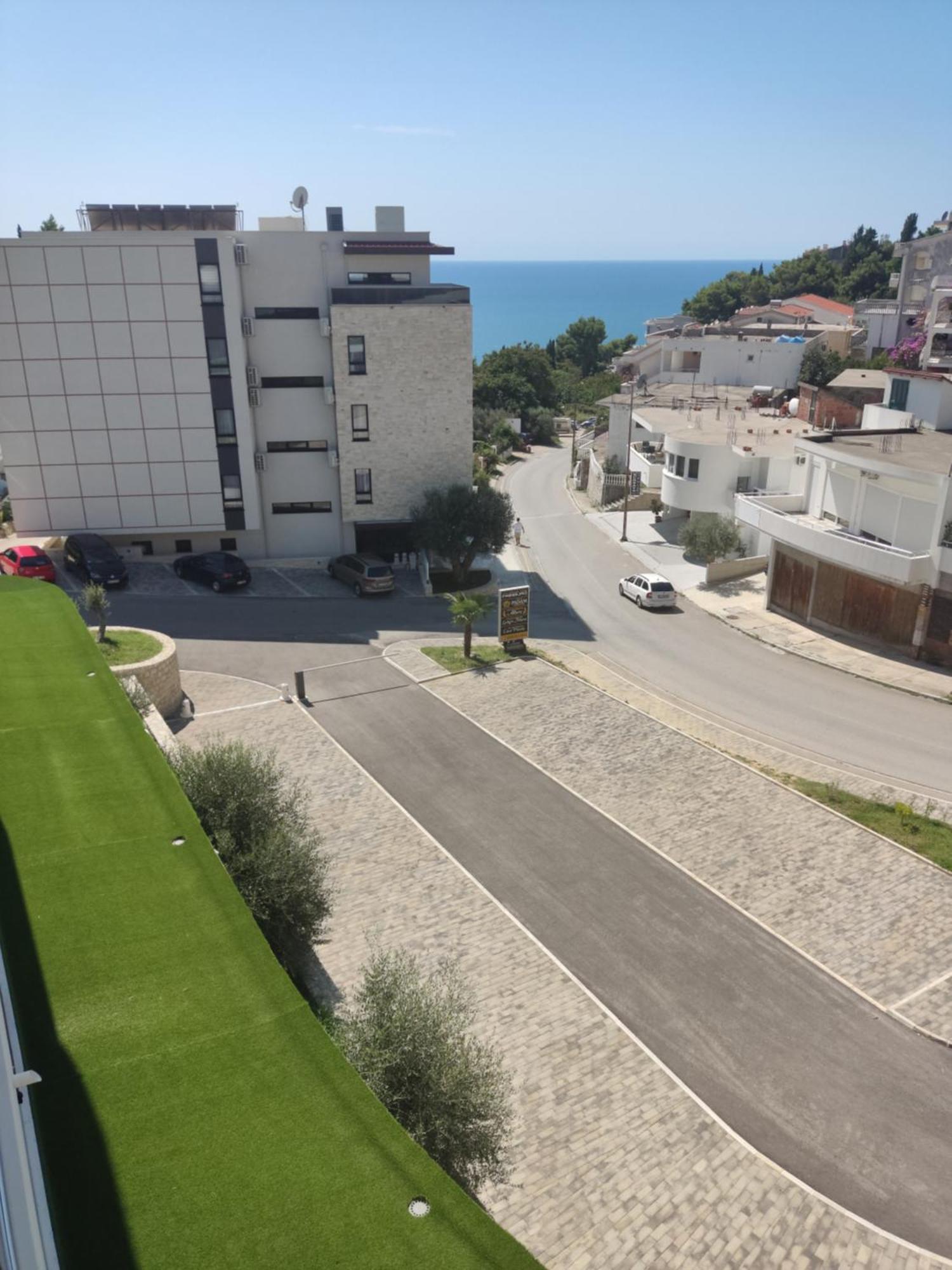 Allure Apartments Ulcinj Buitenkant foto